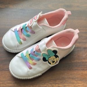 H&M Disney Minnie and Daisy sneakers sz 12